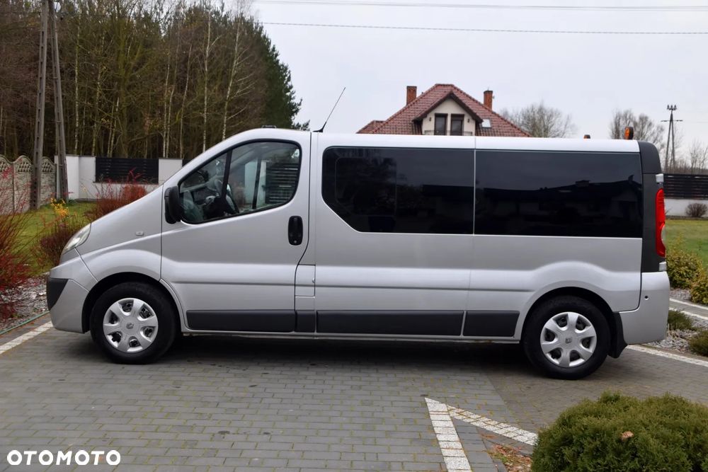 Renault Trafic Passenger FAP L2H1 Expression - 7
