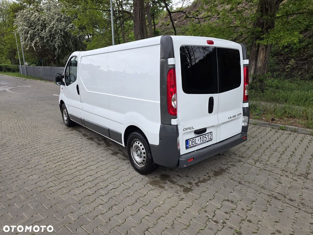 Opel Vivaro L2H1 2.9t Edition - 4