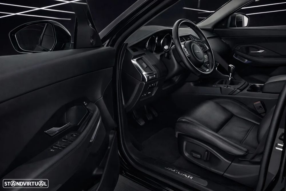 Jaguar E-Pace 2.0 i4D - 8