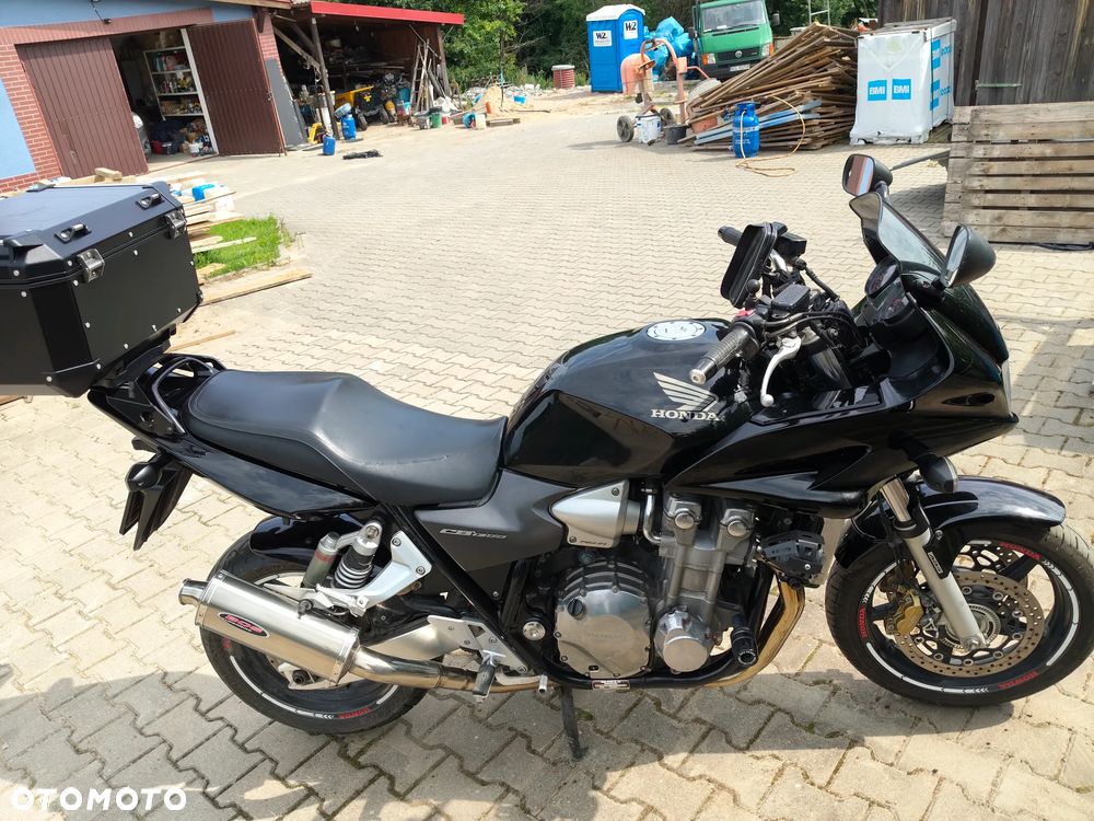 Honda CB - 2
