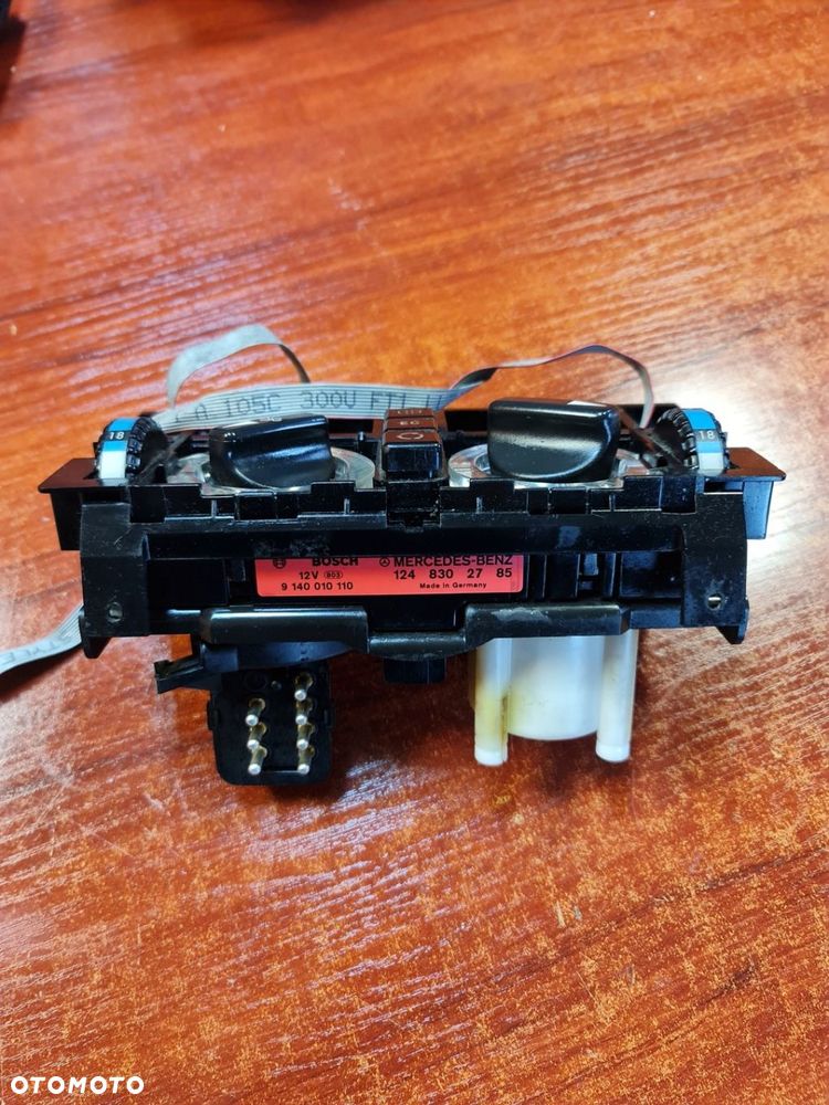 PANEL KLIMATYZACJI KLIMATRONIK MERCEDES W124 - 4