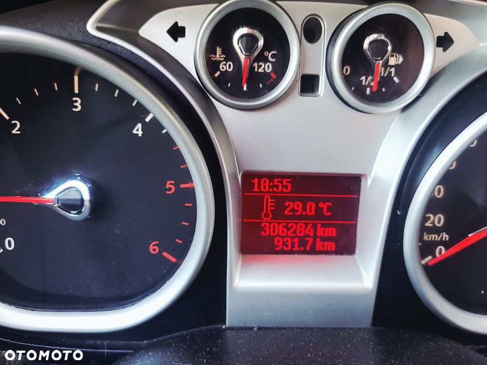 Ford Kuga 2.0 TDCi Titanium - 11