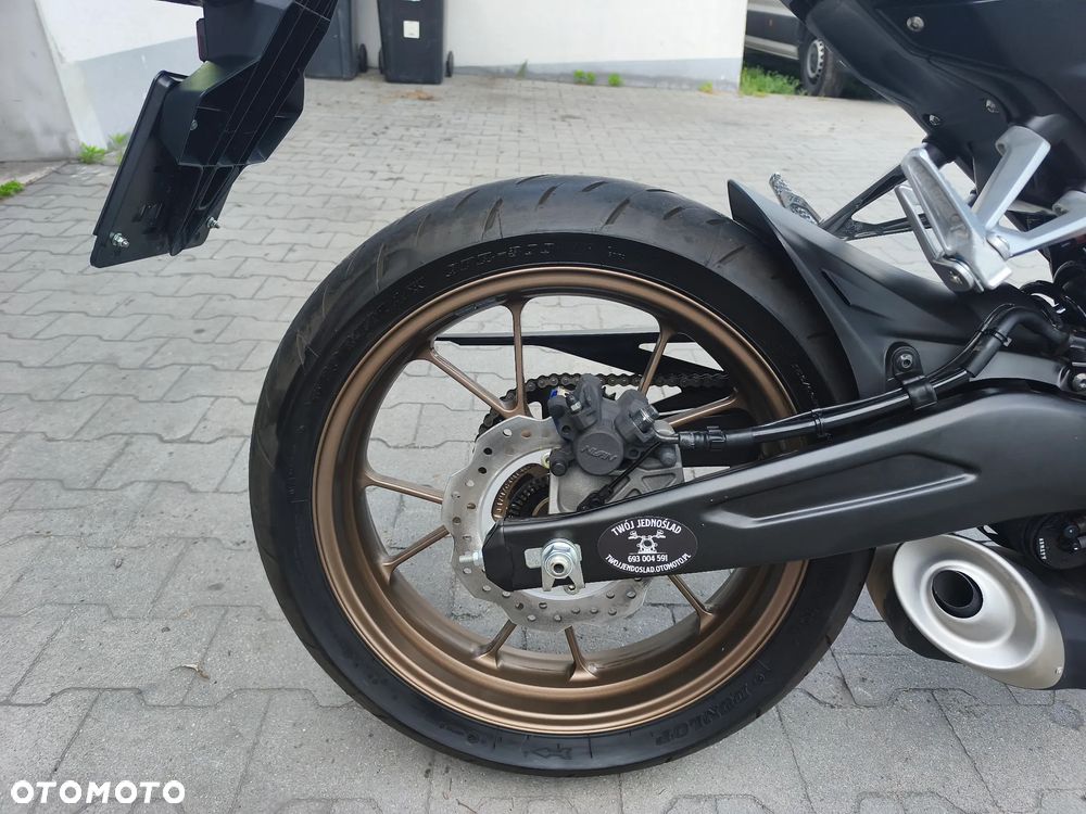 Honda CB - 25