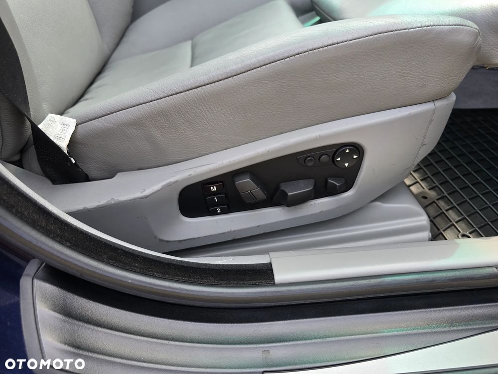 BMW Seria 5 530i - 22