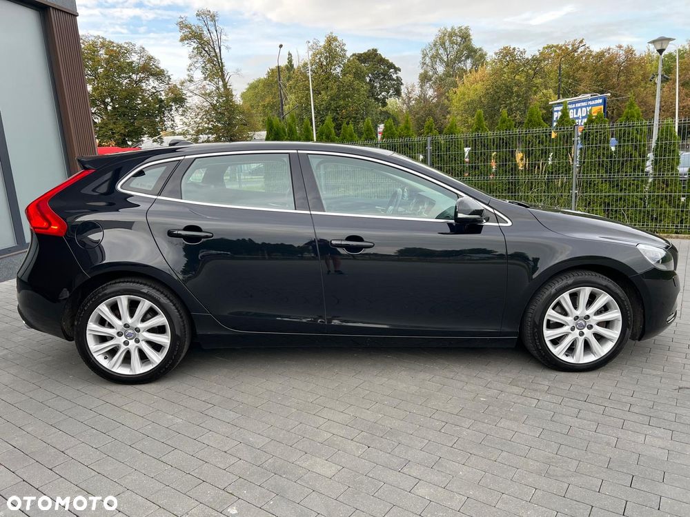 Volvo V40 D4 Geartronic Momentum - 3