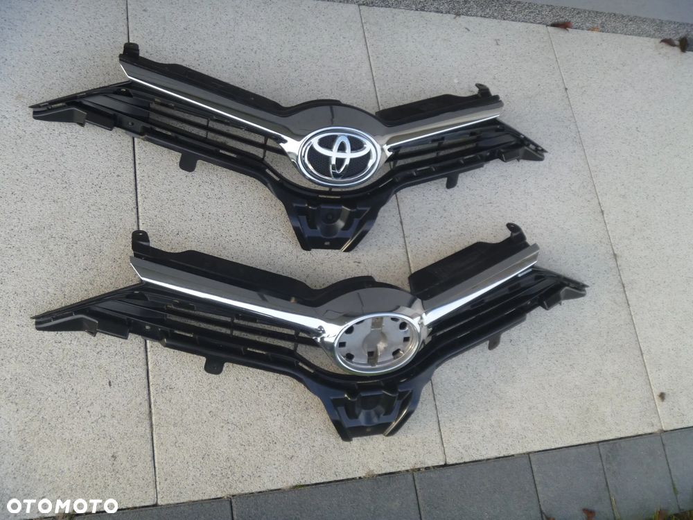TOYOTA AURIS II DRZWI PRZEDNIE PRAWE KOMPLETNE - 12