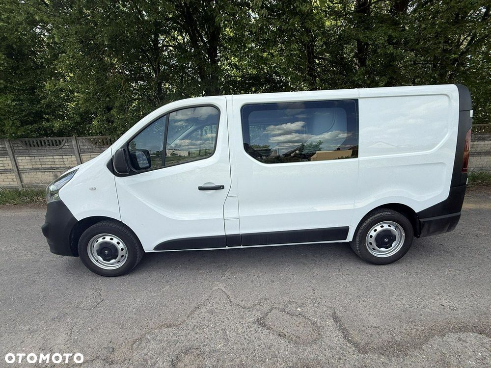 Opel Vivaro - 11