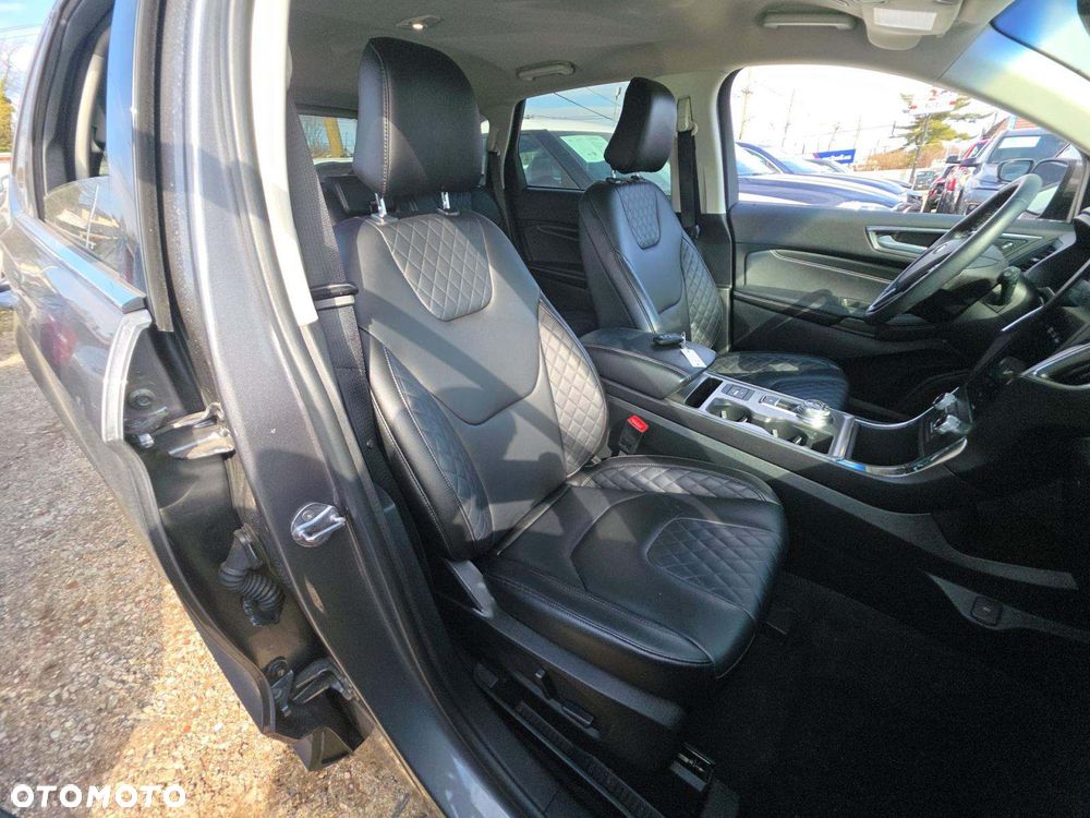 Ford Edge - 8