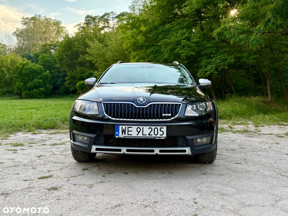 Skoda Octavia 2.0 TDI 4x4 DSG Scout - 3