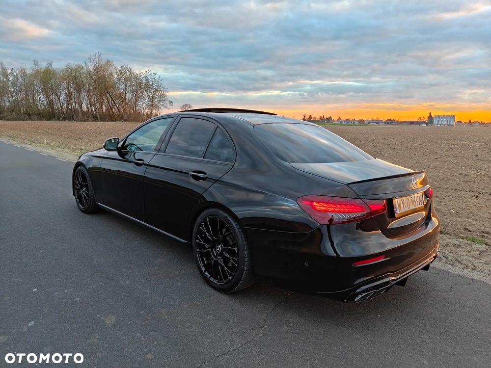 Mercedes-Benz Klasa E 220 d 9G-TRONIC - 22