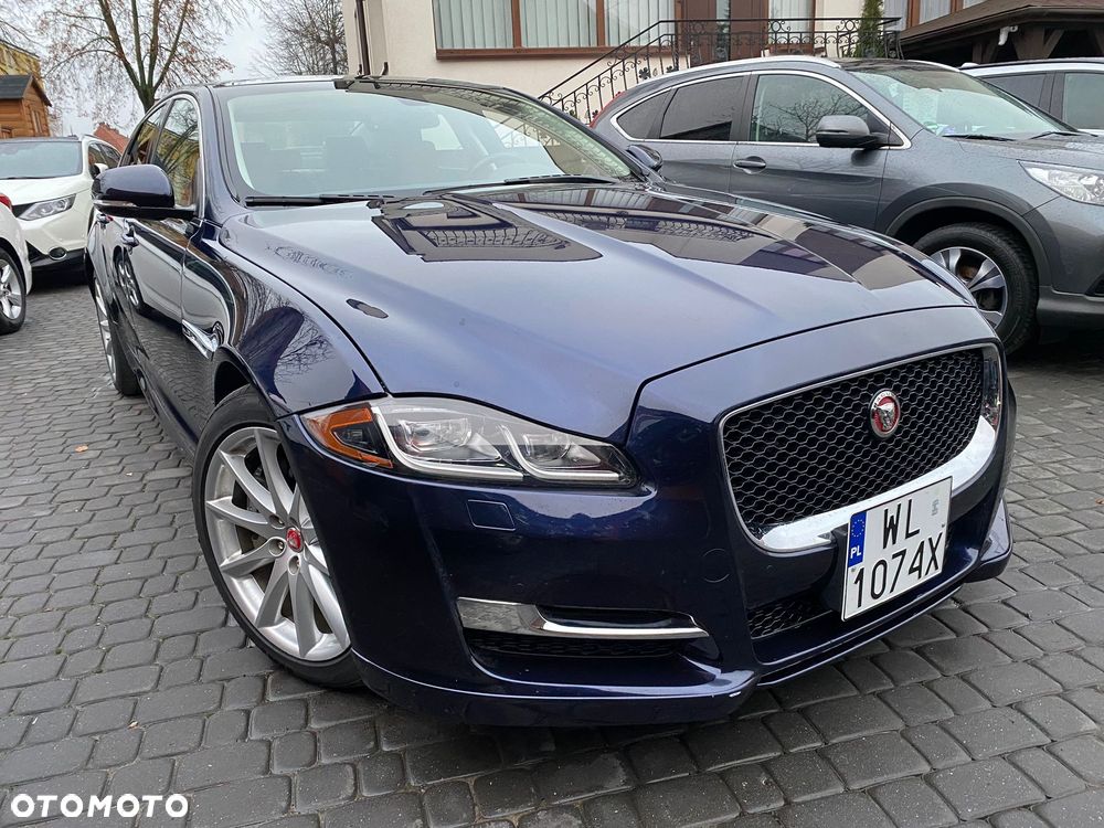 Jaguar XJ 3.0 T Premium Luxury - 2