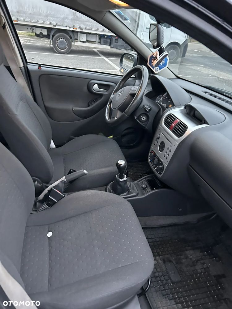 Opel Corsa - 14