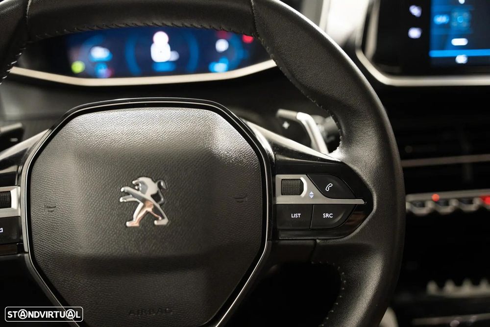 Peugeot 208 1.2 PureTech Allure Pack EAT8 - 17