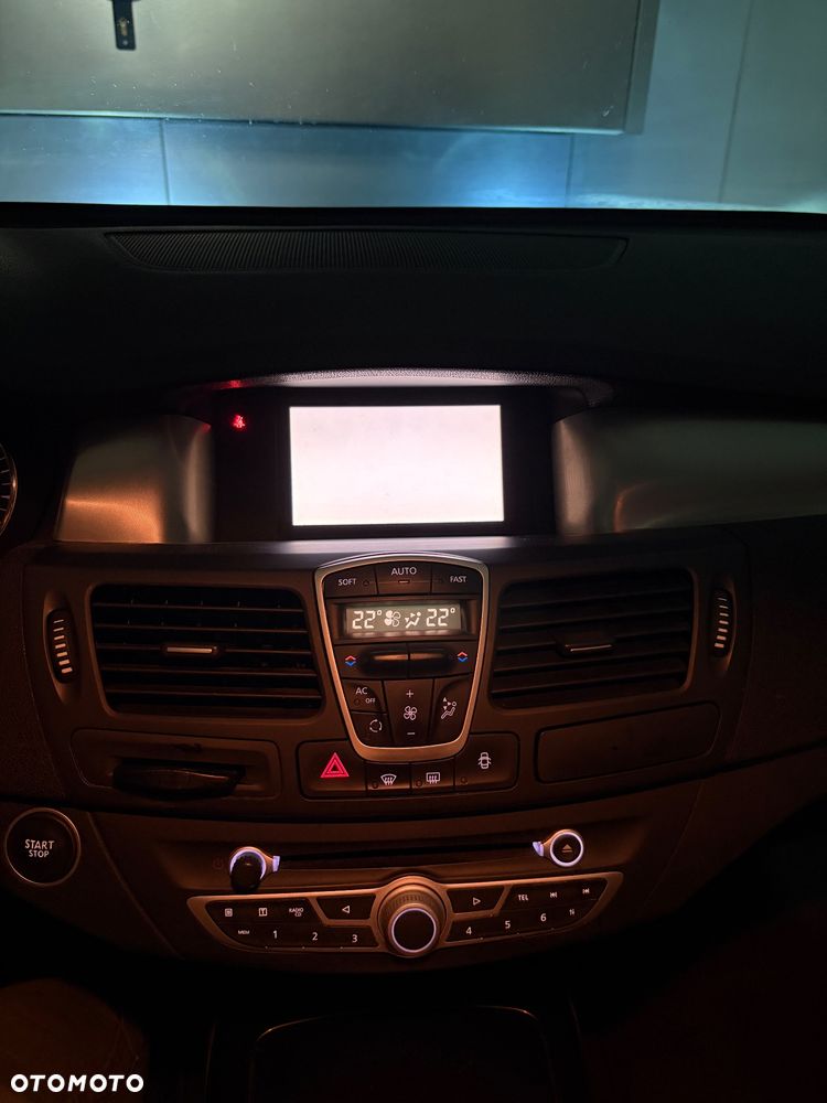Renault Laguna dCi 150 FAP Night and Day - 19