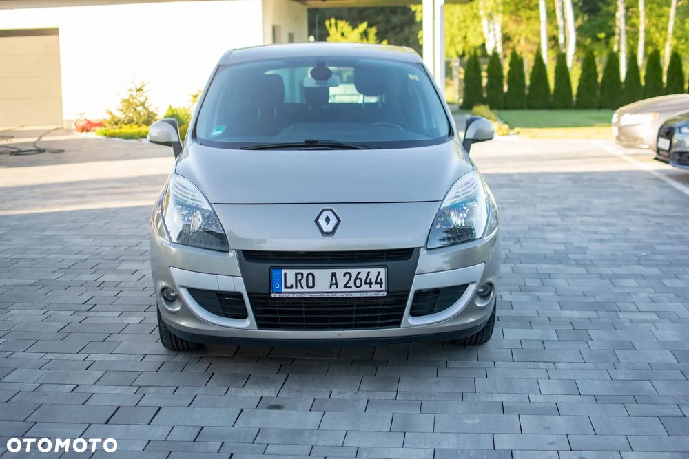 Renault Scenic - 28
