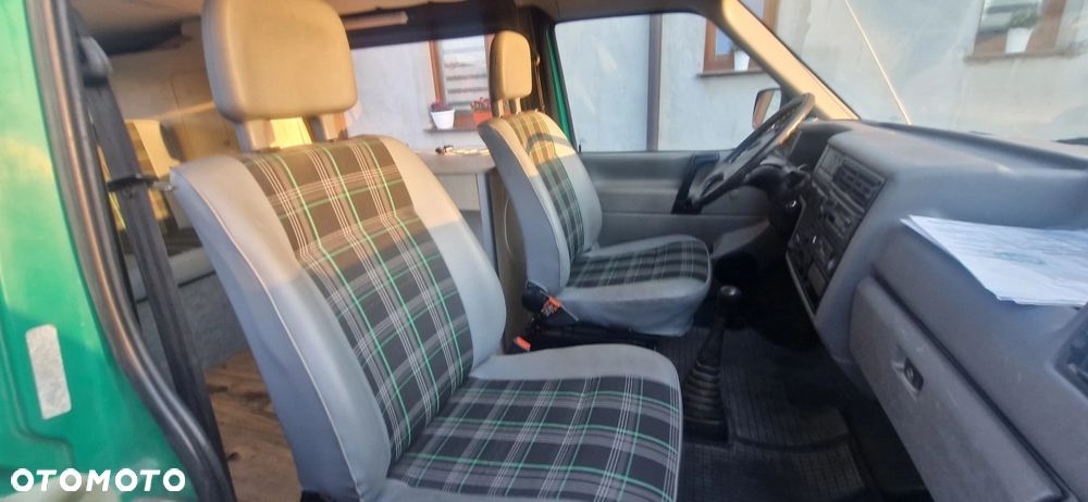 Volkswagen T4 BUSKAMPER - 7