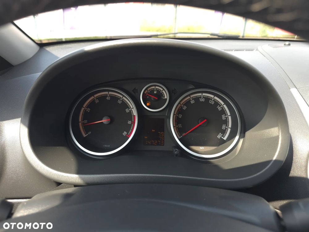Opel Corsa 1.4 16V Edition - 21