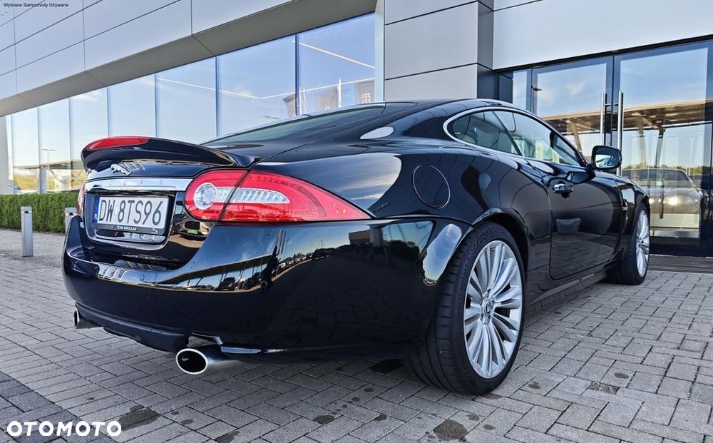 Jaguar XK - 9