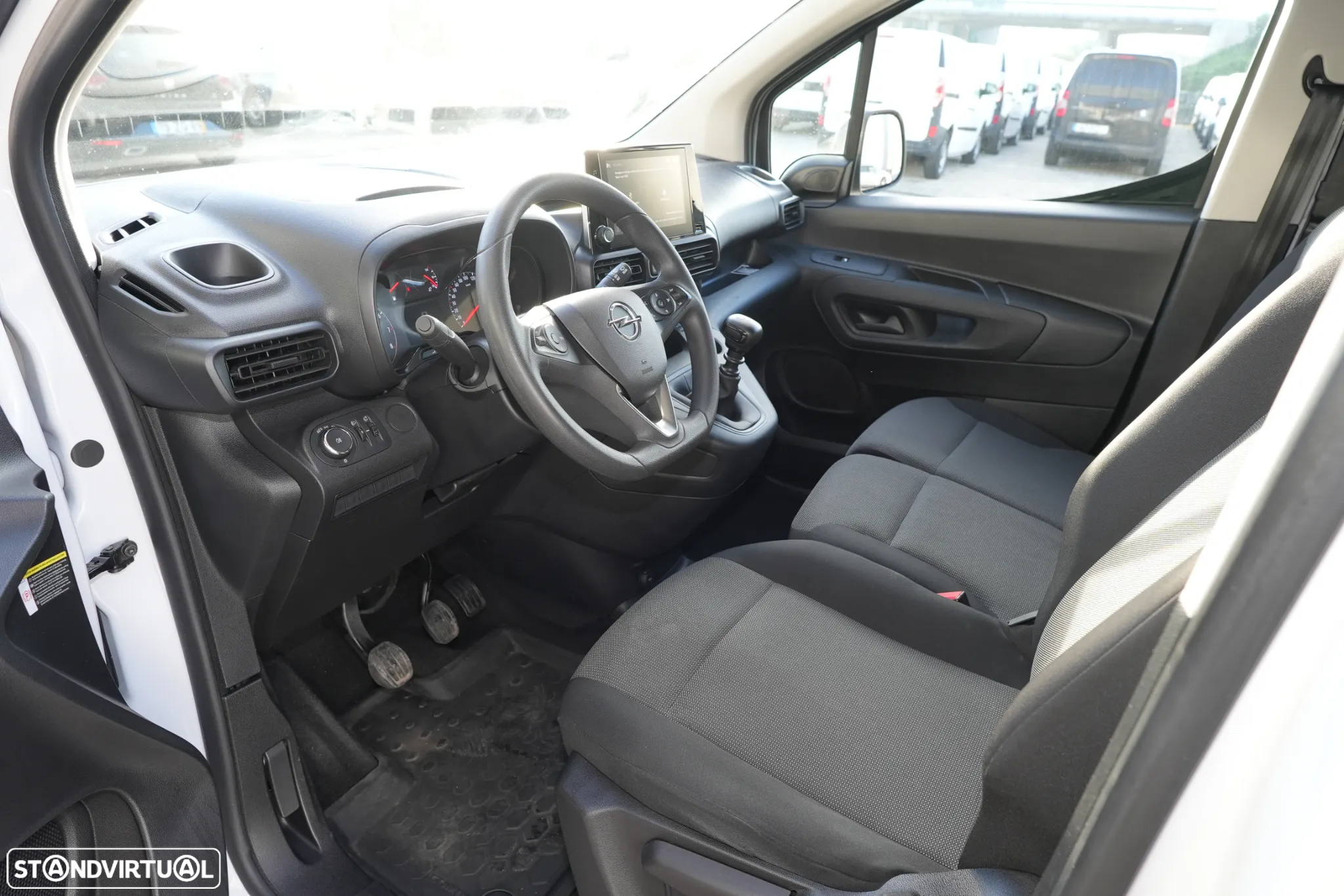 Opel Combo Maxi Longa 1.5CDTI 102cv 3Lugares - 9