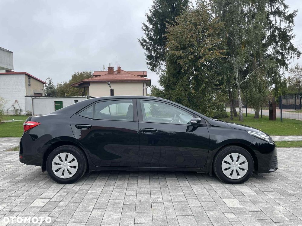 Toyota Corolla 1.6 Active - 3