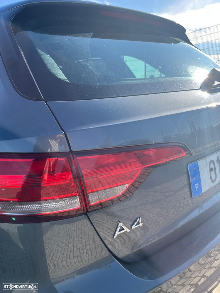 Audi A4 Avant 2.0 TDI S tronic - 25