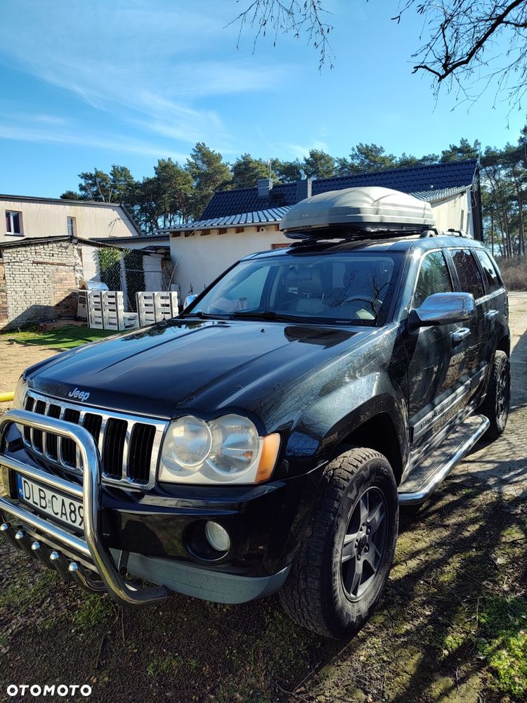 Jeep Grand Cherokee - 1