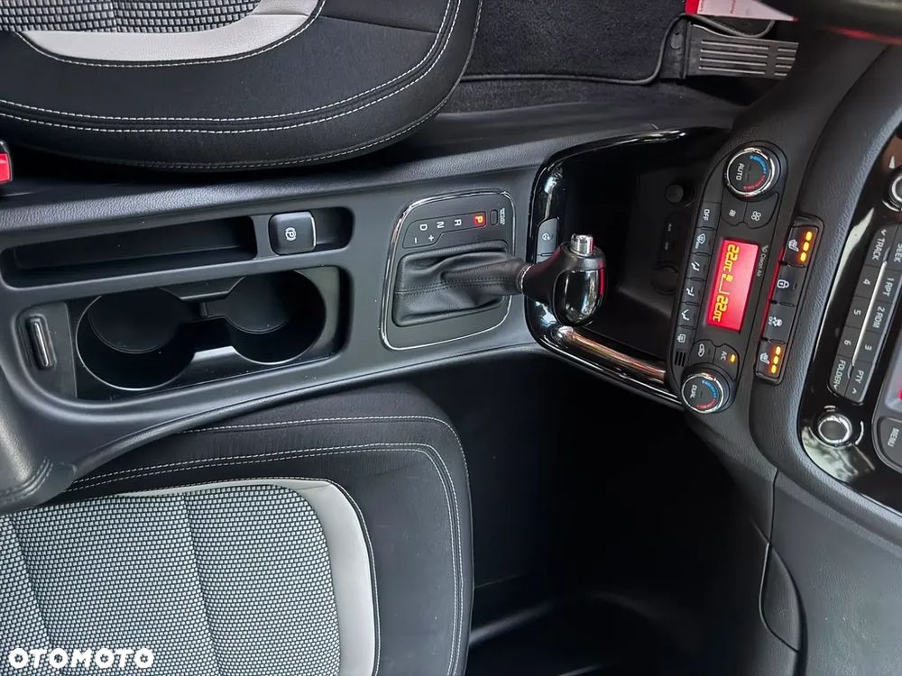 Kia Ceed 1.6 GDI DCT Platinum Edition - 14