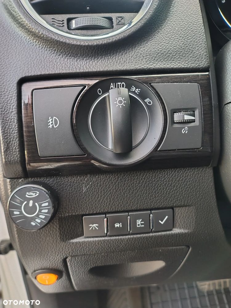 Chevrolet Captiva 2.4 LT+ - 16