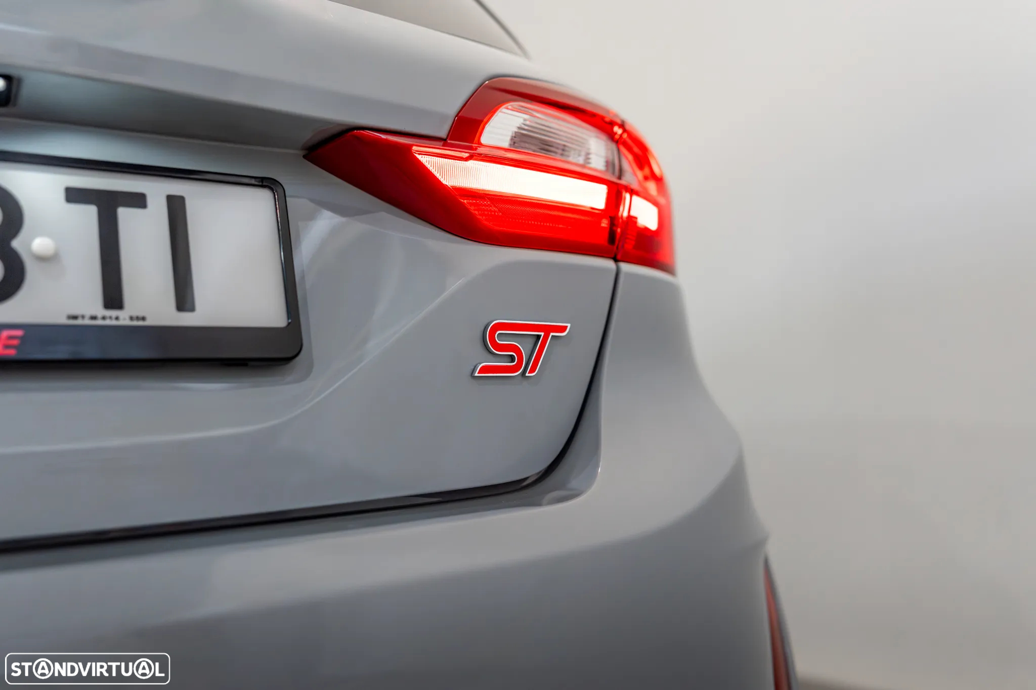 Ford Fiesta 1.5 EcoBoost S&S ST X - 17