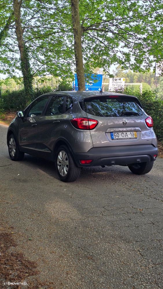 Renault Captur 1.5 dCi Exclusive - 3
