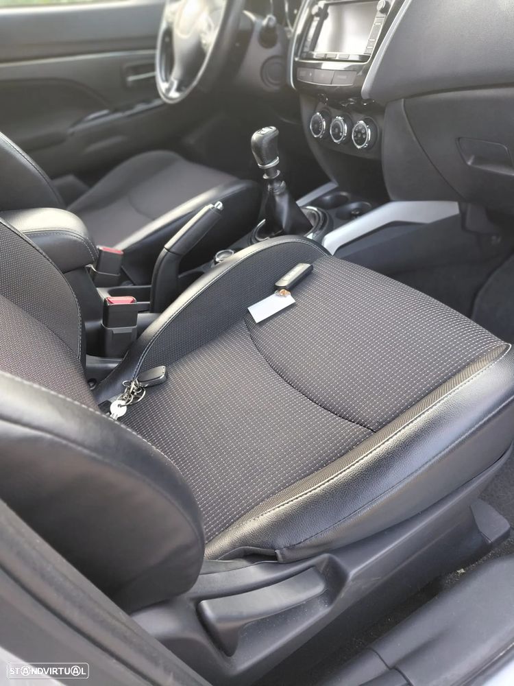 Peugeot 4008 HDI FAP 115 Stop & Start Allure - 18