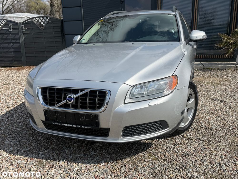 Volvo V70 2.0 - 24