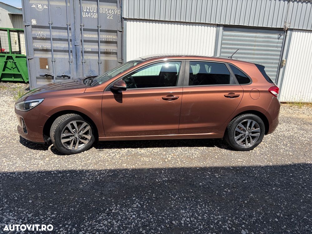 Hyundai i30 1.4 MPi 5DR M/T Comfort - 12