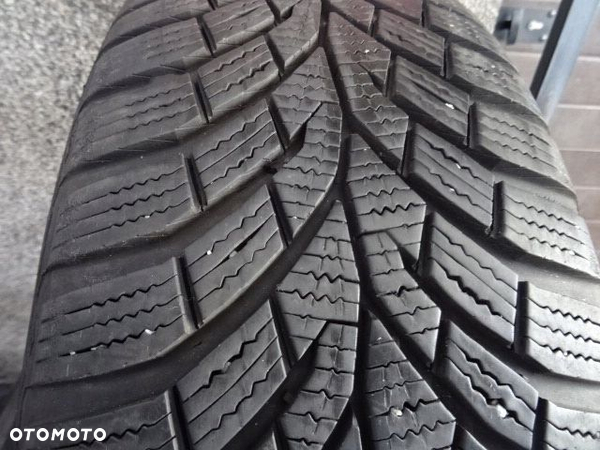 205/60/R16 95H XL Continental Winter Contact TS870