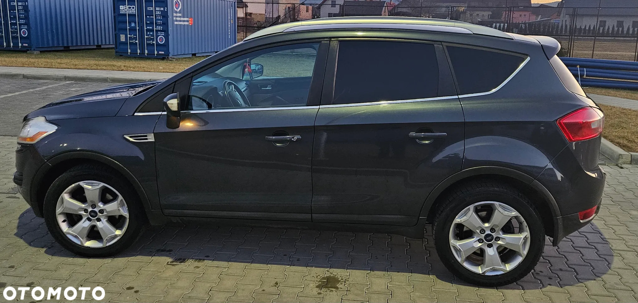 Ford Kuga 2.0 TDCi Titanium - 3