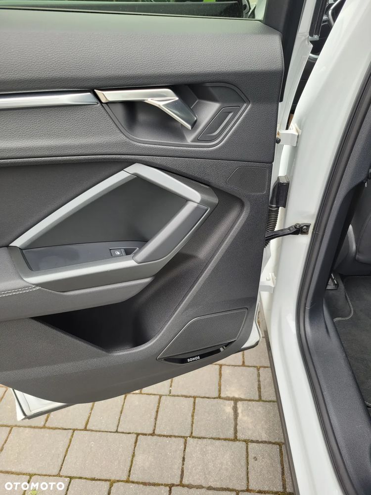 Audi Q3 35 TDI Quattro - 12