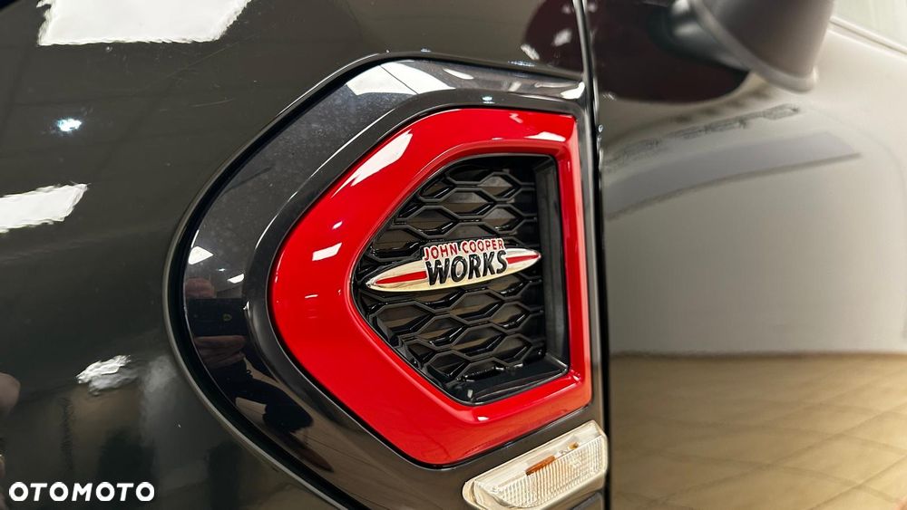 MINI John Cooper Works ALL4 sport - 13