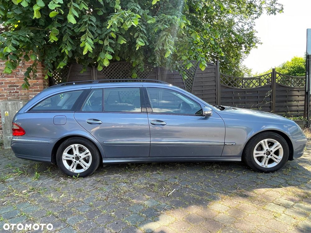 Mercedes-Benz Klasa E 320 CDI 7G-TRONIC Elegance - 22