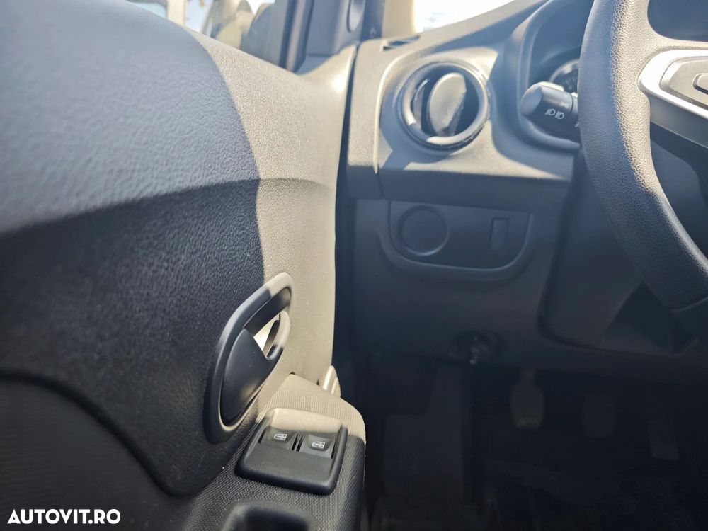 Dacia Logan 1.2 Ambiance - 14