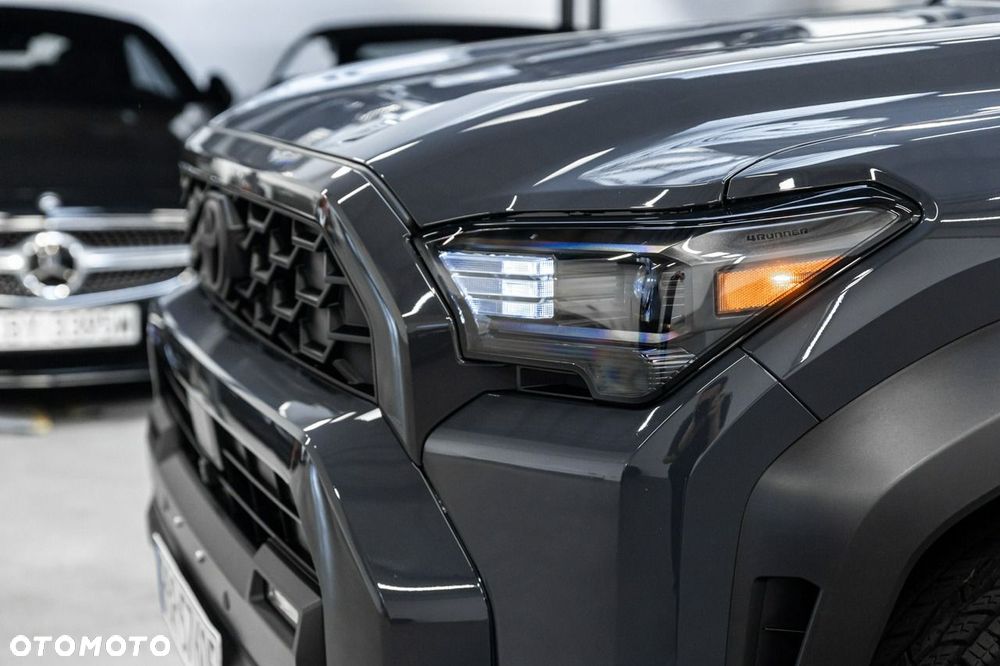 Toyota 4-Runner - 12