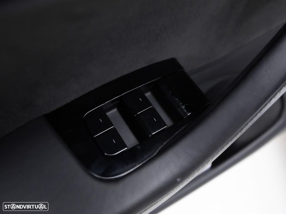 Tesla Model 3 Performance Dual Motor AWD - 16