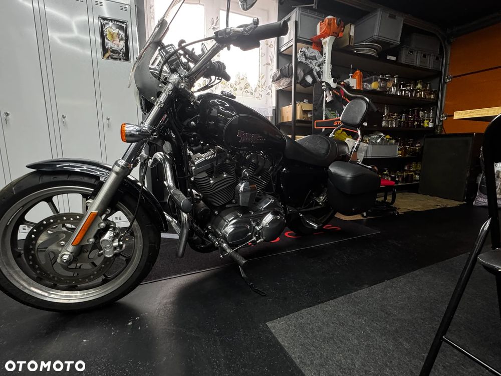 Harley-Davidson Sportster Custom 1200C - 10