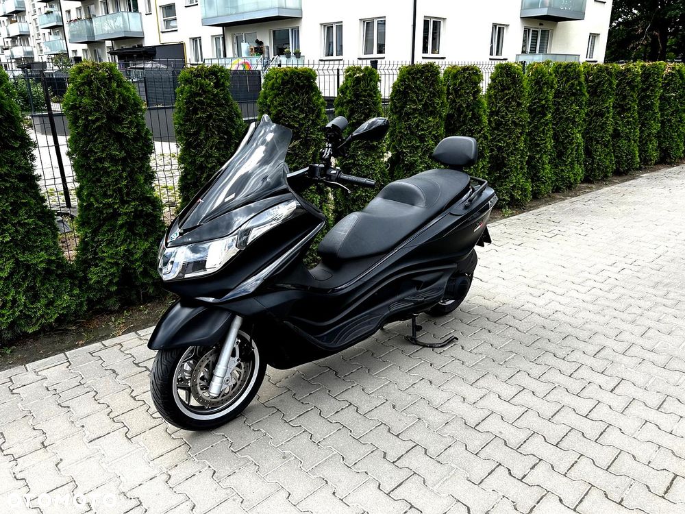 Piaggio X10 - 8