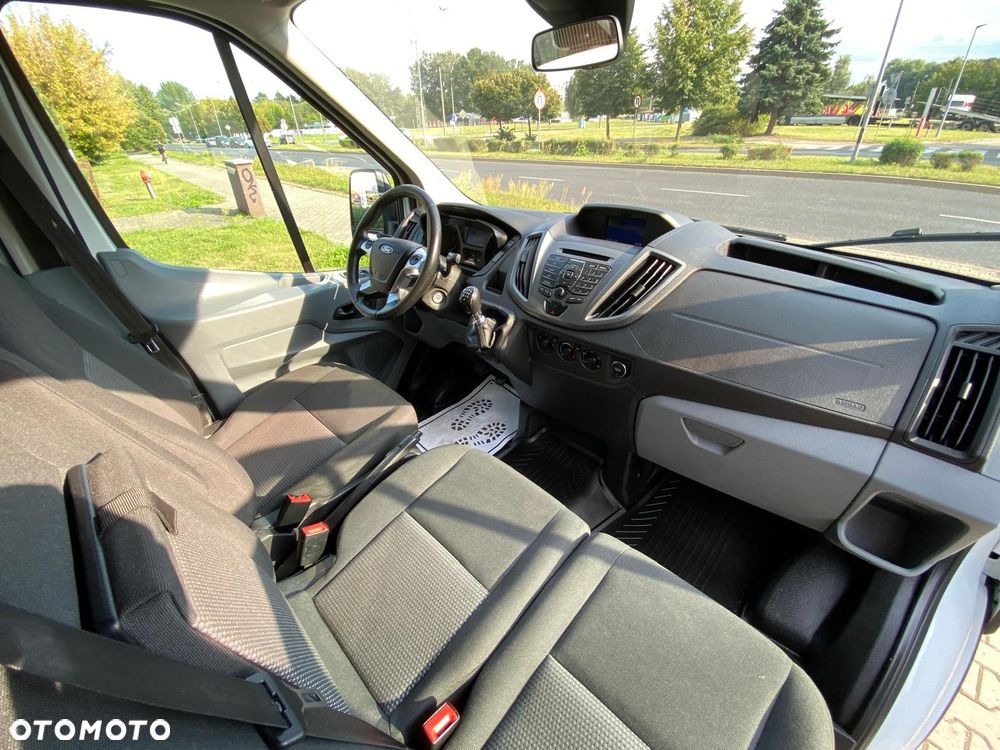 Ford TRANSIT 2,2 TDCI 155KM DOKA SKRZYNIA 4x4 napęd na 4 koła - 38