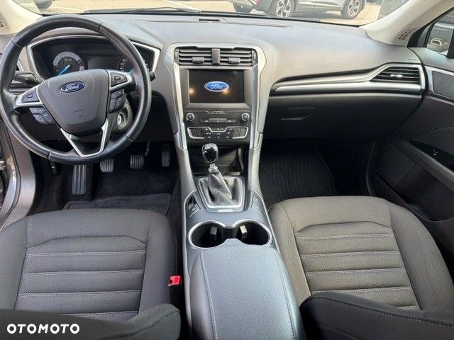 Ford Mondeo - 8