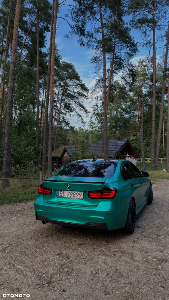 BMW Seria 3 318d - 3