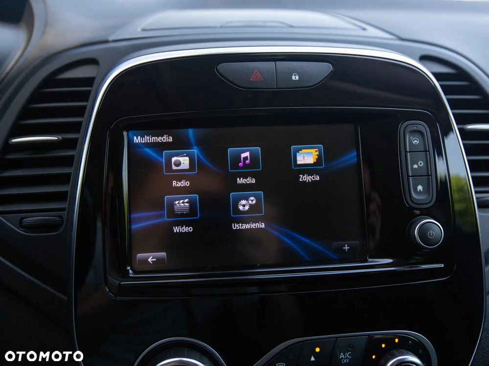 Renault Captur - 28