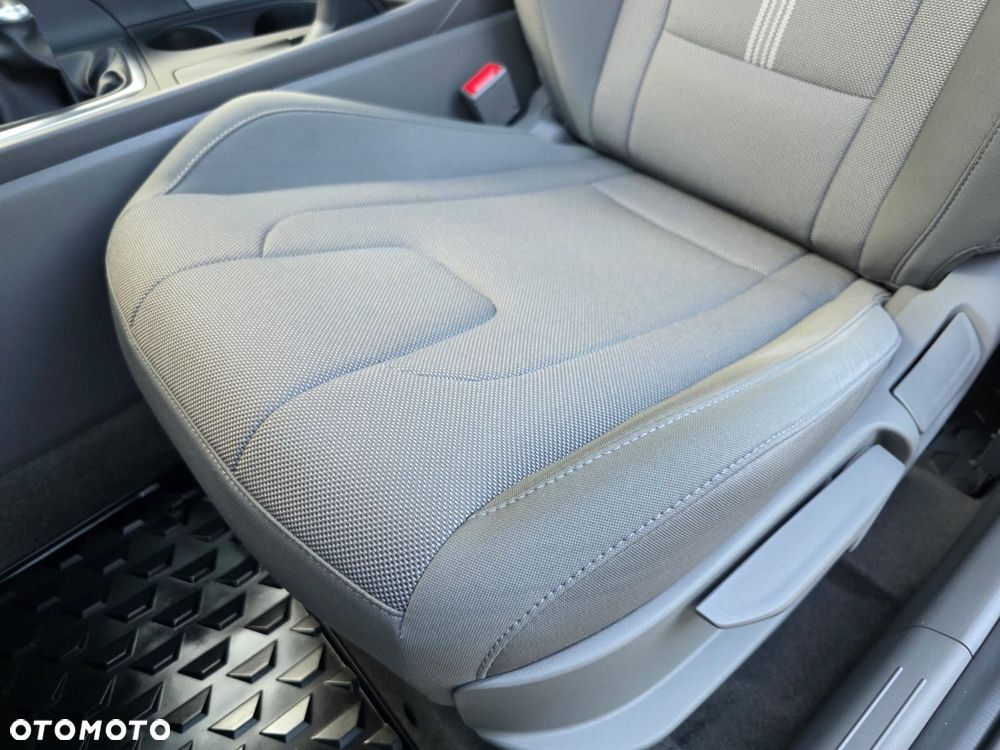 Hyundai Elantra 1.6 Smart - 23