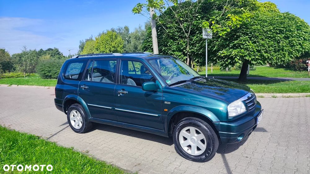 Suzuki Grand Vitara 2.7 V6 - 11