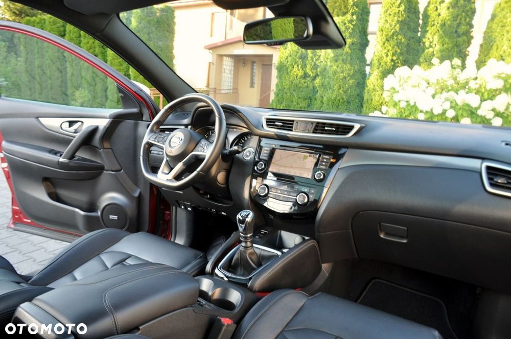 Nissan Qashqai - 25